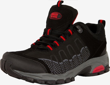 Chaussure de sport à lacets ' T002' Guggen Mountain en noir : devant