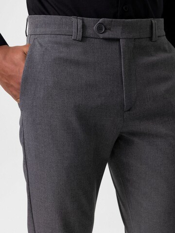 Antioch - Slimfit Calças chino em cinzento