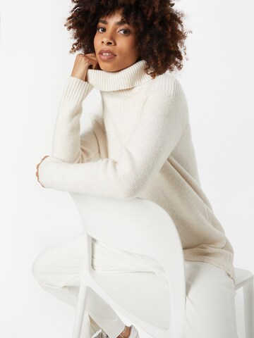 Thought Sweater 'Noelle' in White