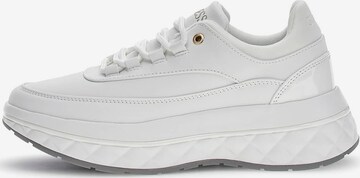 GUESS Sneakers in White: front