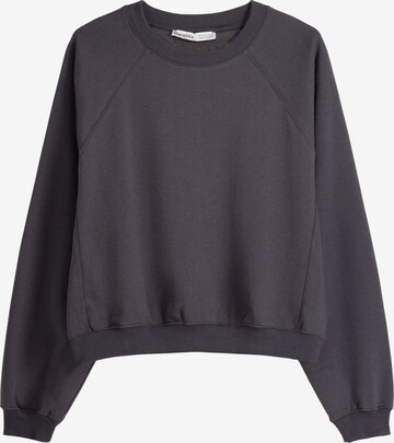 Bershka Sweatshirt in Grey: front