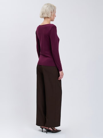 Influencer Pullover in Lila
