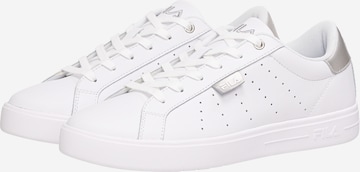 Baskets basses 'Lusso' FILA en blanc : devant