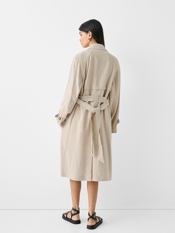 Bershka Tussenmantel in Beige