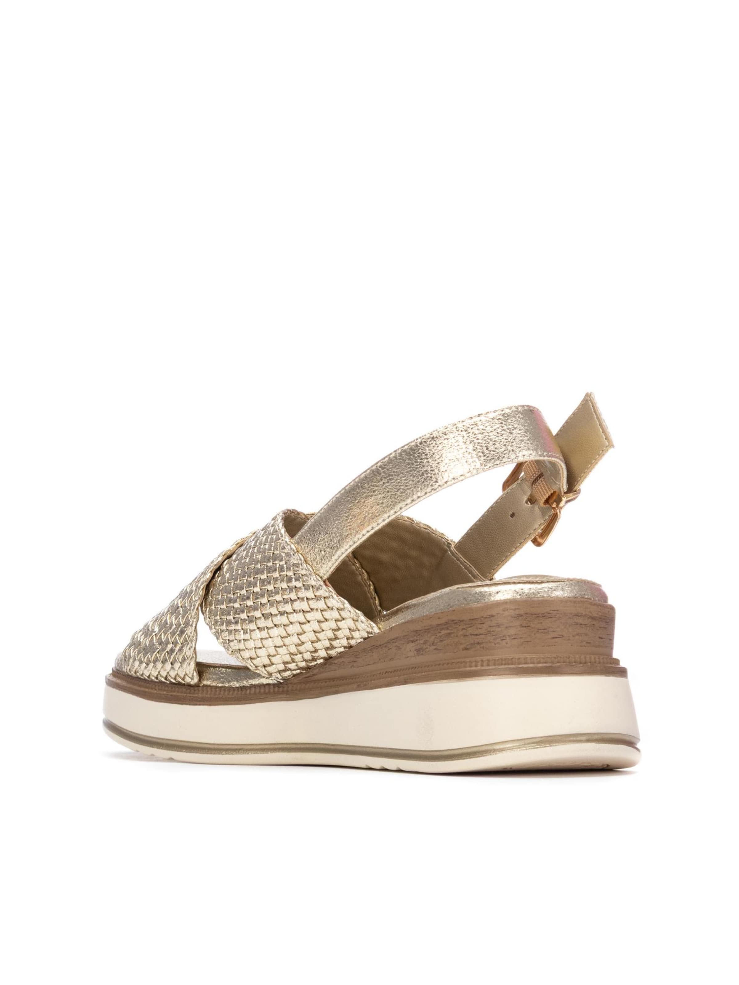 Xti - Sandalias en oro