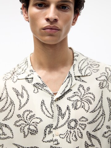 Pull&Bear Comfort fit Overhemd in Beige