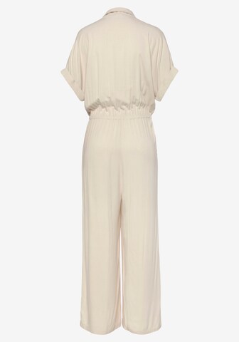 Tuta jumpsuit di LASCANA in beige