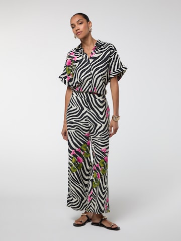 Wide leg Pantaloni di Lola Casademunt in nero