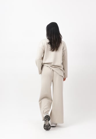 Elara Joggingpak in Beige