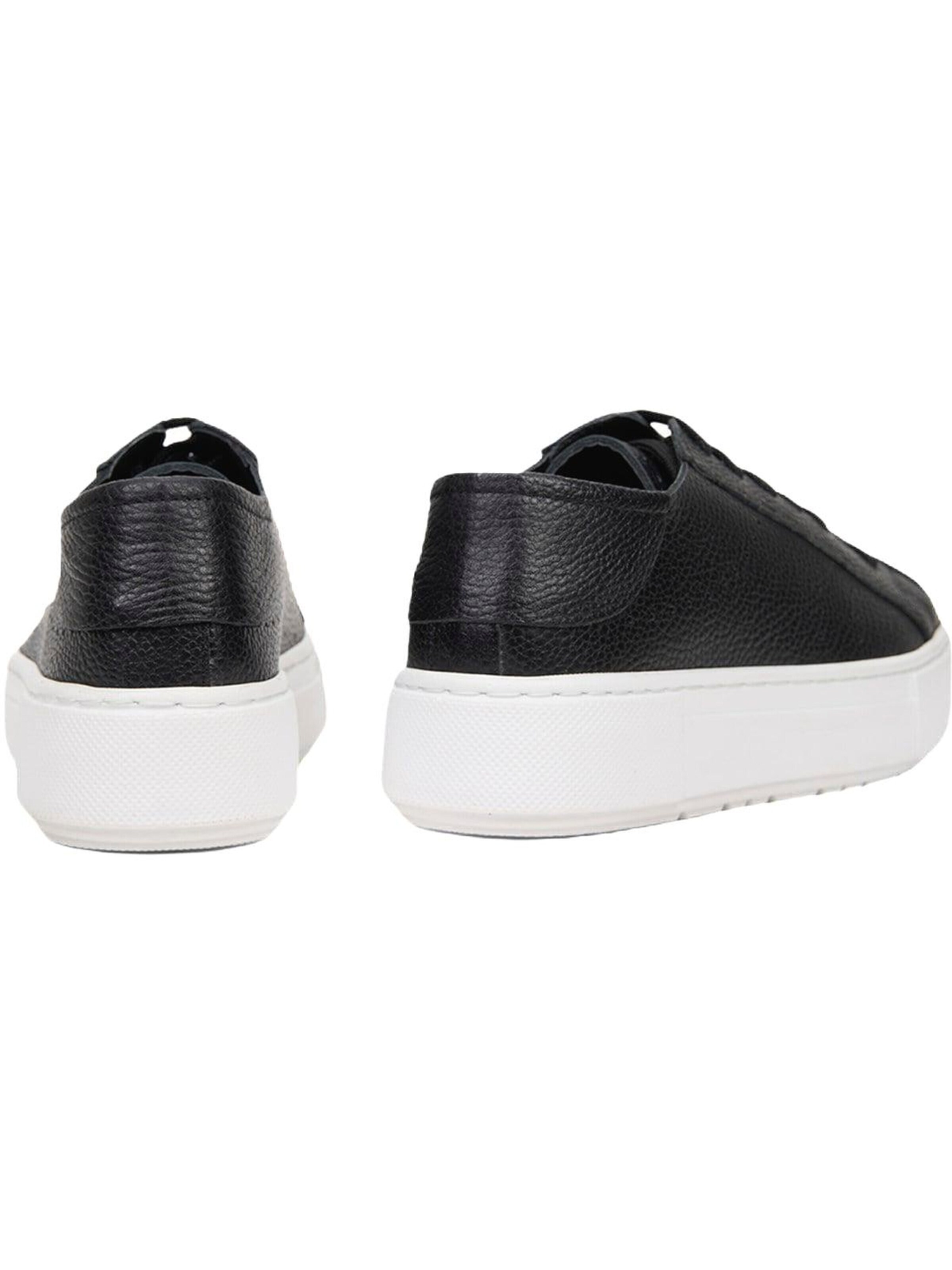Desa Classic Flats 'Lässige Spitze' in Black