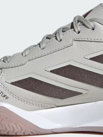 Scarpa sportiva 'Avaflash' di ADIDAS in grigio