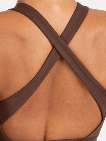 Haut de sport ' Sorea ' Smilodox en marron