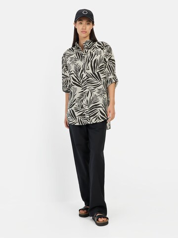 CAMEL ACTIVE Hemdbluse mit Blumenprint aus Baumwolle in Schwarz