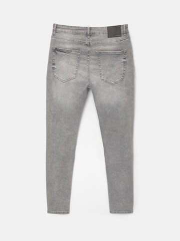 Pull&Bear Regular Jeans in Grijs