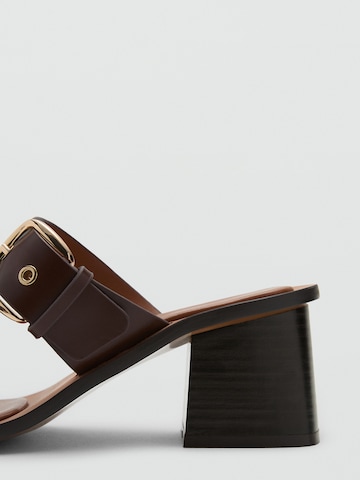 Mule 'AMY' MANGO en marron