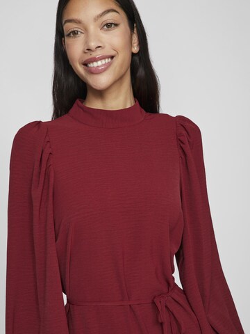 Robe VILA en rouge