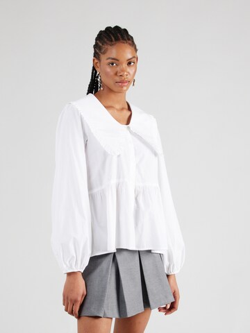 Monki Blouse in White: front