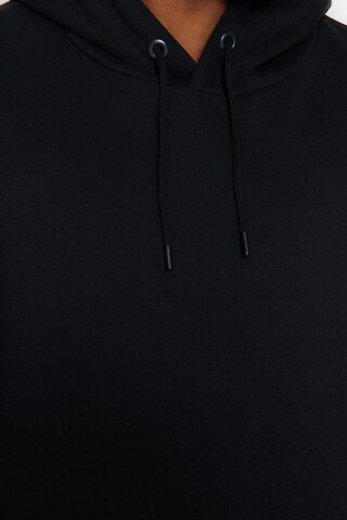 Trendyol Sweatshirt in Schwarz