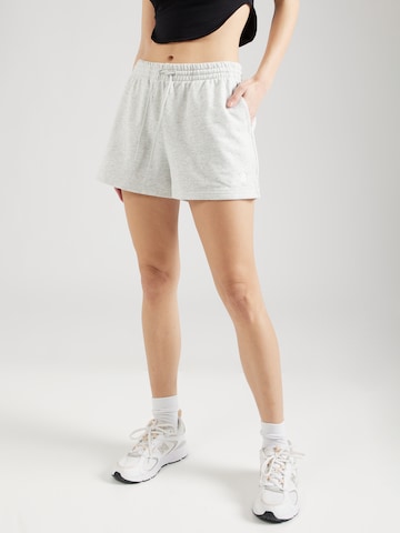 Regular Pantalon 'Essentials' new balance en gris : devant