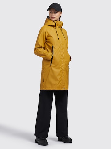 Manteau fonctionnel 'Wied2' khujo en jaune