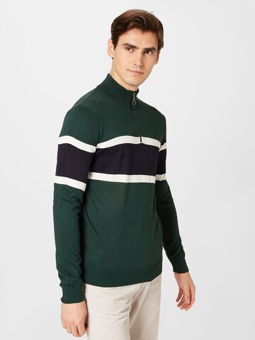 Trendyol Sweater in Green: front