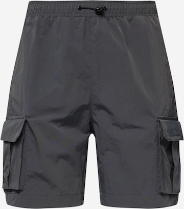 Karl Kani Regular Карго панталон в сиво: отпред