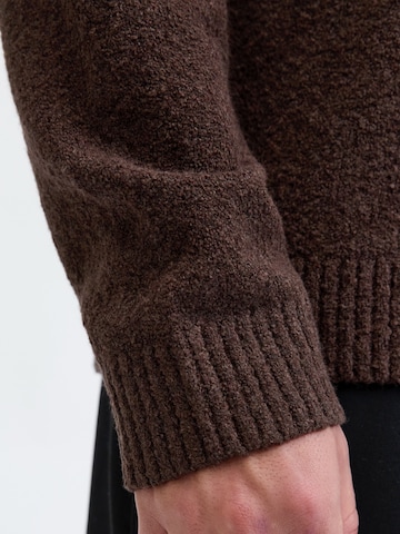 Pullover 'JPRBLAMAVERICK' di Jack & Jones Premium in rosso