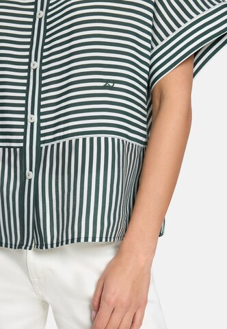 zero Blouse in Green