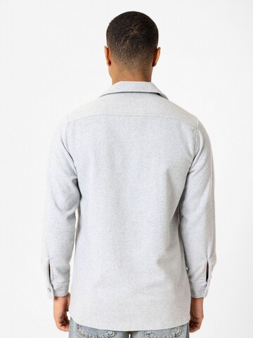 Coupe regular Chemise Williot en gris