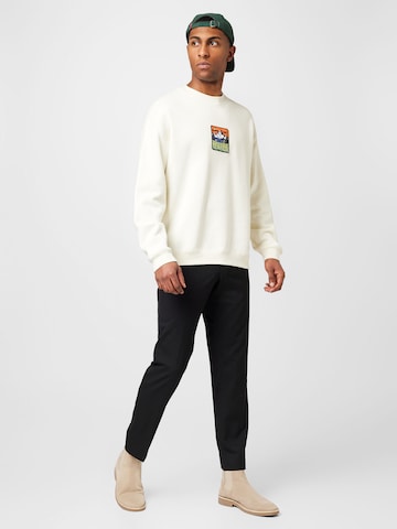 CONVERSE Sweatshirt 'COUNTER CLIMATE' in Wit