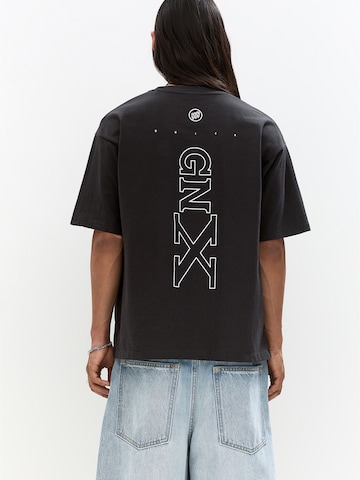 Pull&Bear T-Shirt in Schwarz
