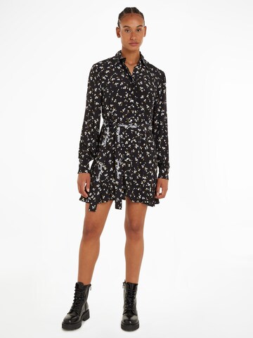 Tommy Jeans Curve Shirt Dress in Black: front