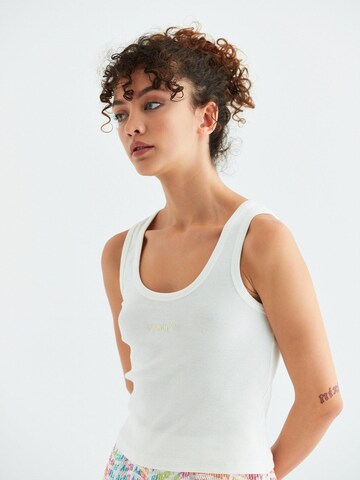 Rockupy Shirt 'Sita'‌‌‌‌‌‌‌‌ in Weiß