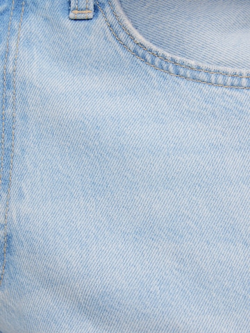 Bershka Regular Jeans in Blau