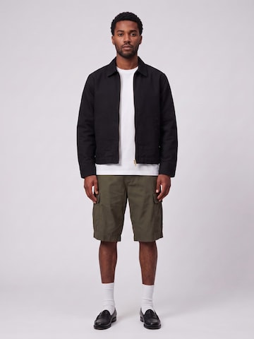 Carhartt WIP Baggy Bukser 'REGULAR CARGO SHORT CYPRESS / RINSED' i grøn
