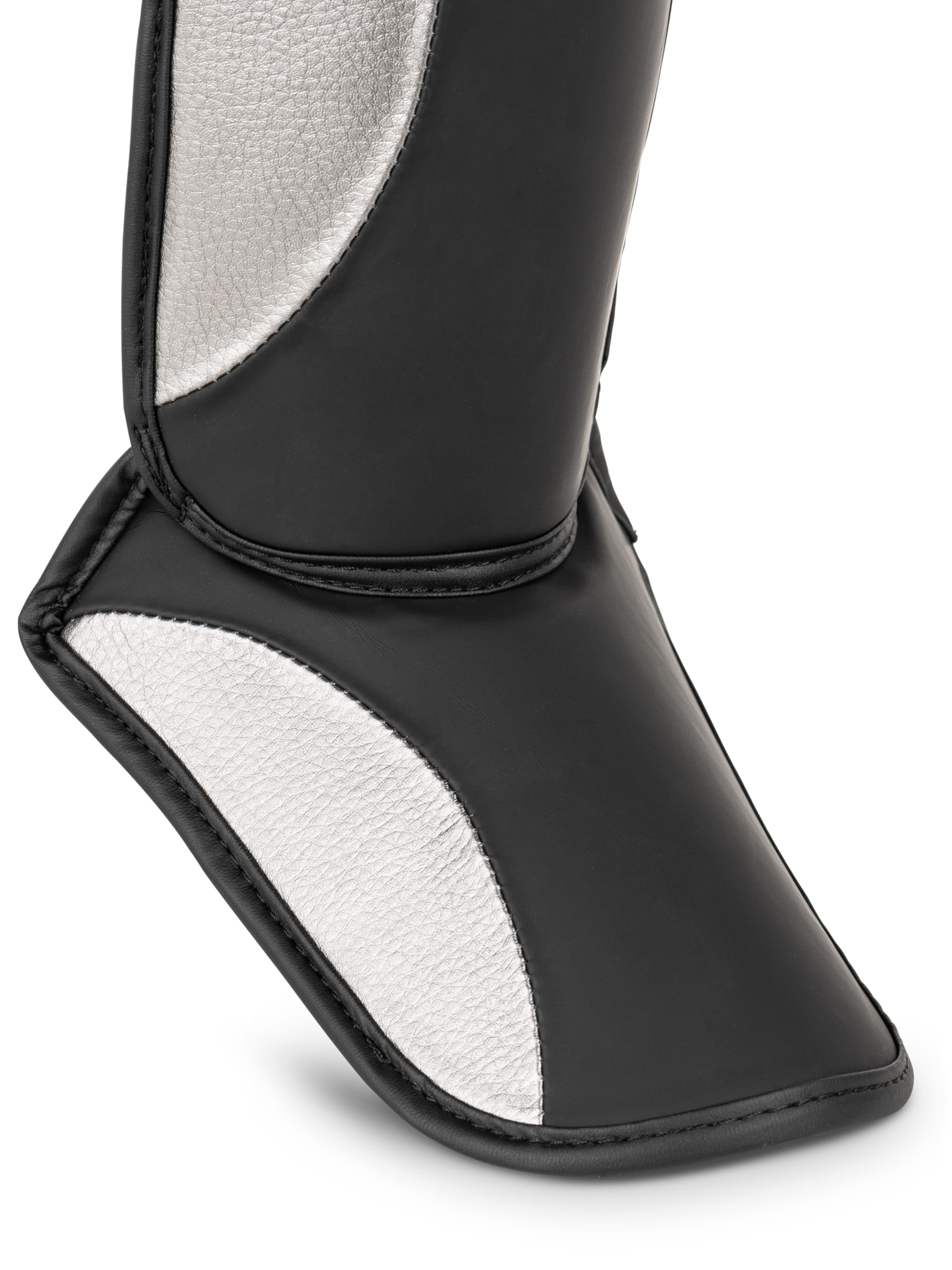 Tapout Skåner 'SILVA' i sort