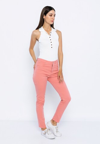 Basics and More Slim fit Chino Pants in Pink