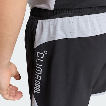 Regular Pantalon de sport 'Tech Apparel' ADIDAS PERFORMANCE en noir