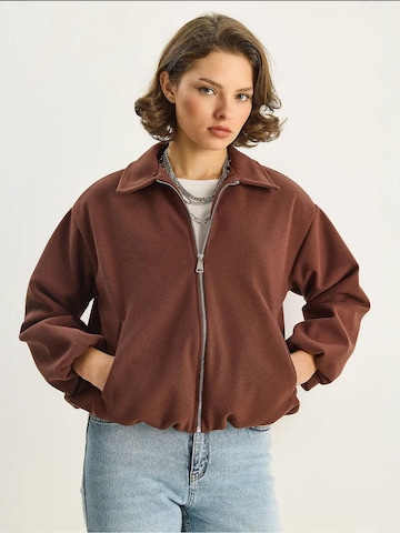 Bianco Lucci Tussenjas in Bruin