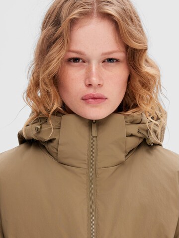 SELECTED FEMME Winter jacket 'ANNA' in Green