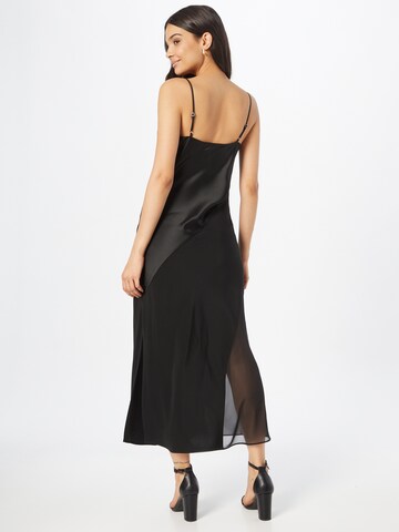 Calvin Klein Šaty – černá