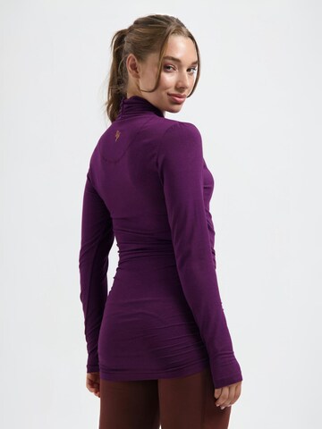 Urban Goddess Yoga & Activewear Sporttop 'Good Karma' in Lila