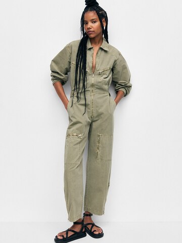 Pull&Bear Jumpsuit in Green: front
