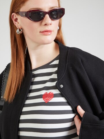 T-shirt ONLY Carmakoma en gris