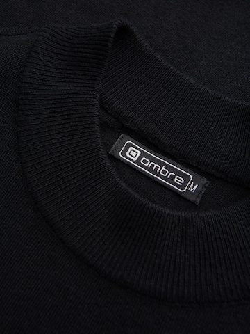 Pull-over 'OM-SWTN-0100' Ombre en noir