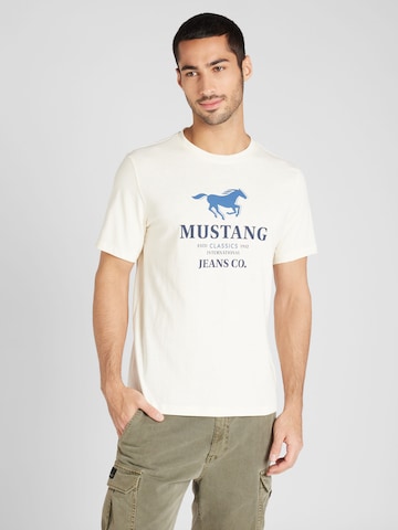 MUSTANG T-shirt 'Austin' i vit: framsida