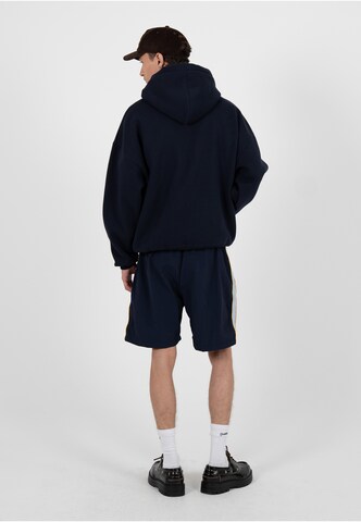 Sweat-shirt Prohibited en bleu