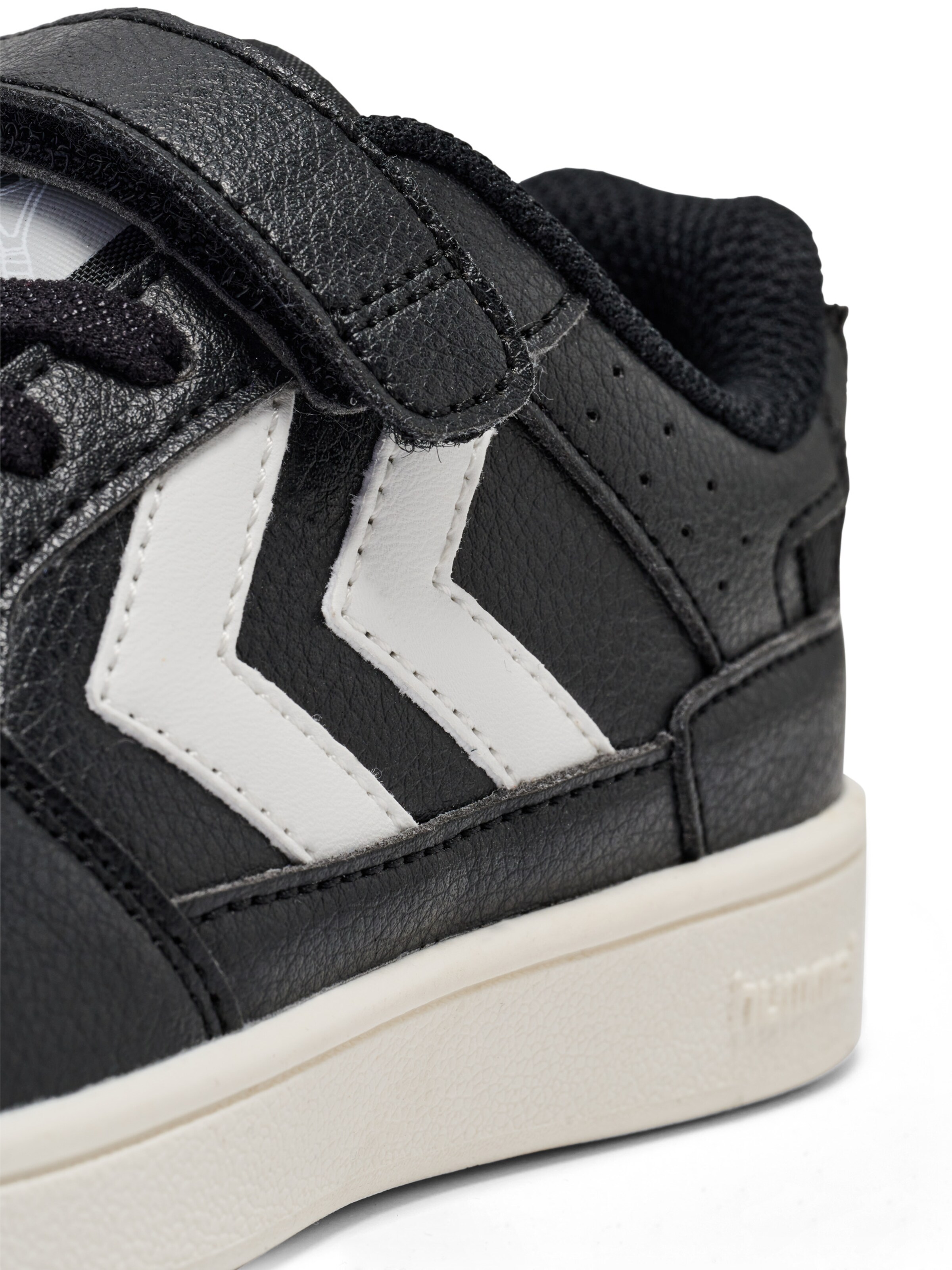 Hummel Trainers 'St Power Play' in Grey