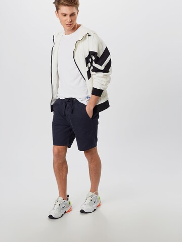 Superdry Regular Shorts 'Sunscorched' in Blau