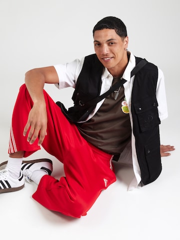 ADIDAS ORIGINALS Футболка в Коричневый